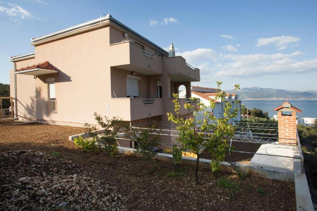 Apartments Panorama With Seasonal Pool Slatine Exterior foto