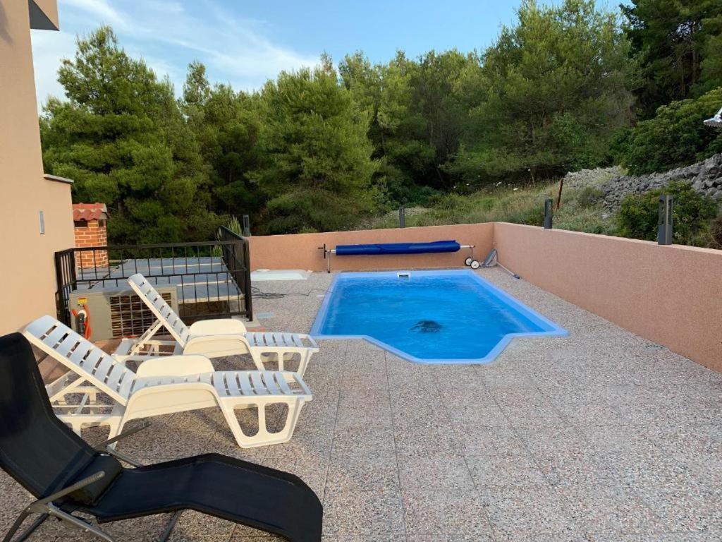 Apartments Panorama With Seasonal Pool Slatine Exterior foto